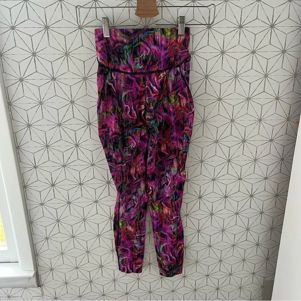 Lululemon Base Pace High-Rise Running Tight 25